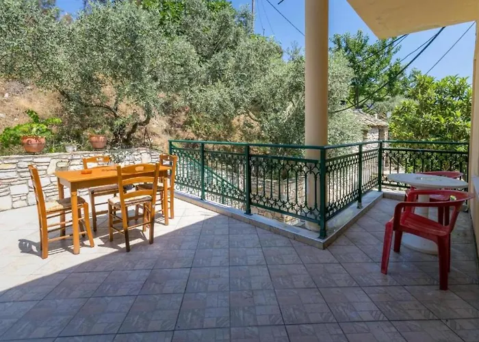 Apartment Petra Mare Alikí