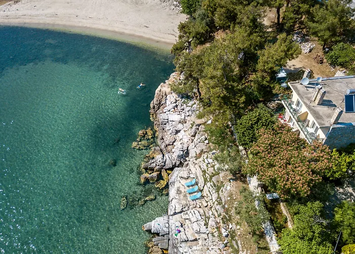 Petra Mare Alikí