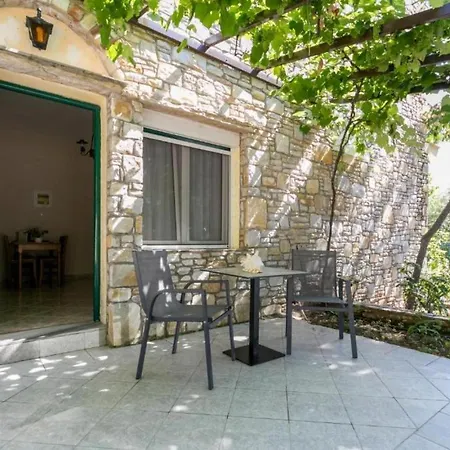 Petra Mare Apartment
